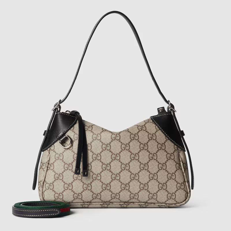 GG EMBLEM SMALL SHOULDER BAG